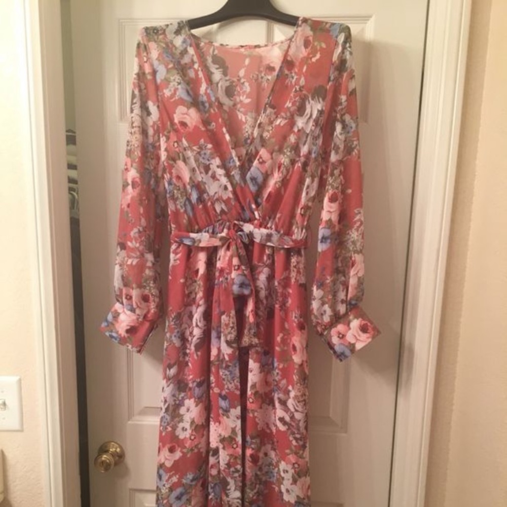 Long Dress - Picture 1 of 3